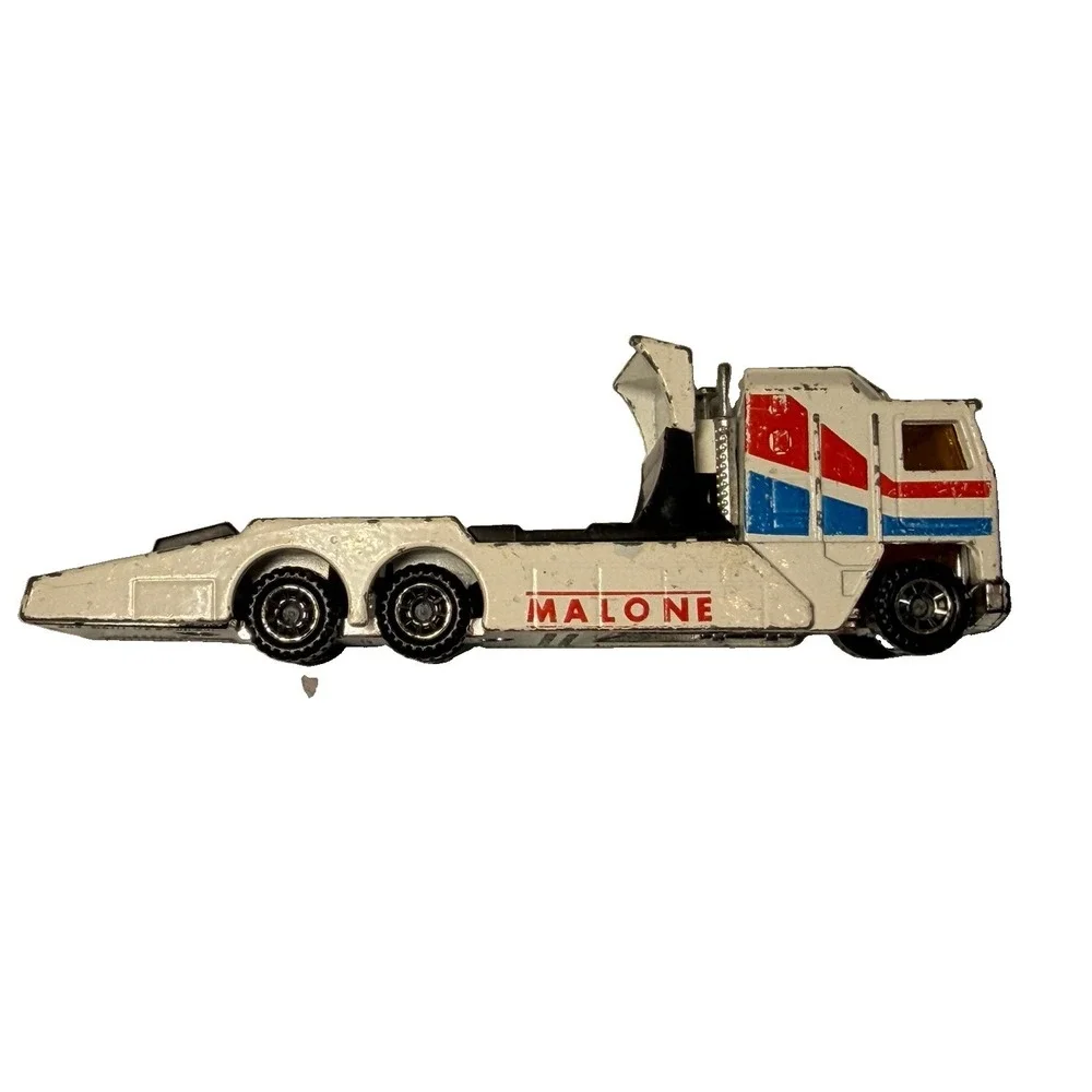 1983 Matchbox Convoy CY-10 Kenworth Malone Racing Transporter England Vintage
